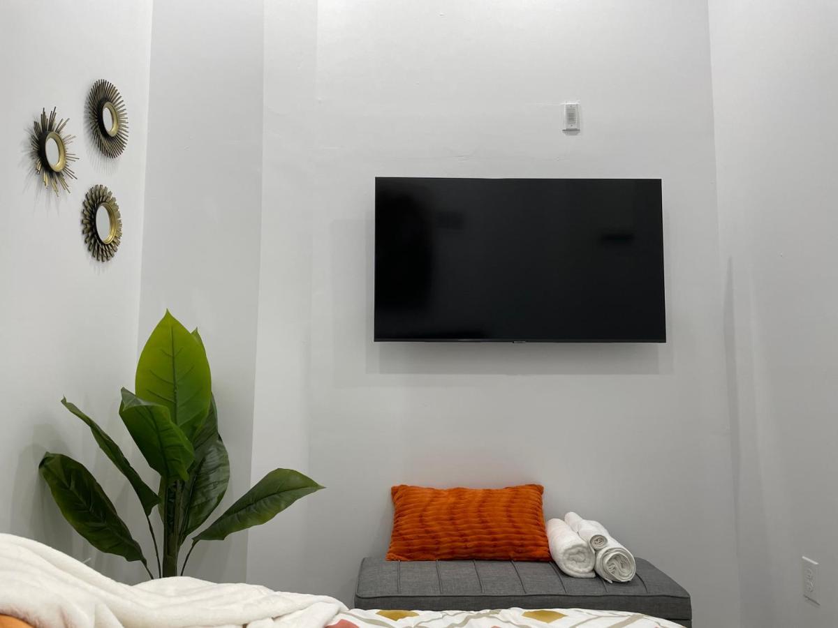 Goldie Lux - Best Luxury Stay Филаделфия Екстериор снимка